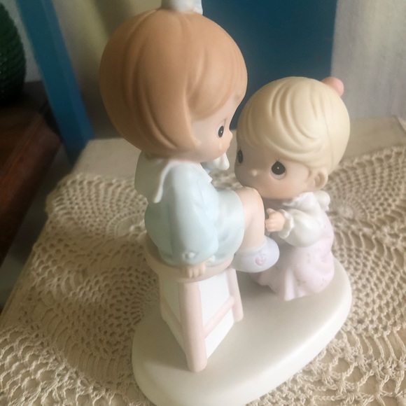 Precious Moments You Are Always There For Me FIGURINE - Picture 5 of 12